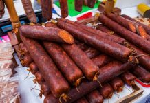 OVIH 5 NAMIRNICA GASTROENTEROLOZI NIKAD NE JEDU: OMILJENA su nam HRANA, ali imaju OGROMNE POSLJEDICE PO ZDRAVLJE