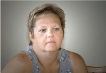 Žena iz Konjević Polja bacila svoju decu, da bi mogla da se preuda: Nakon par godina sina je srela ispred prodavnice i šokirala ga reakcijom