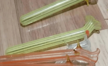 Našla sam ovo u bakinim kuhinjskim ormarićima — bila sam iznenađena kada sam saznala šta je to.