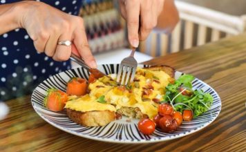 Evo šta žene poslije 60. godine obavezno moraju jesti za jače kosti: Pogledajte spisak svih namirnica po savjetu nutricioniste