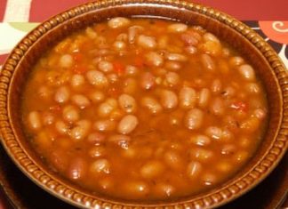 Doktorka otkrila koji sastojak se obavezno dodaje u pasulj da ne bi nadimao: NIKAKO ga ne potapajte u vodu, već…