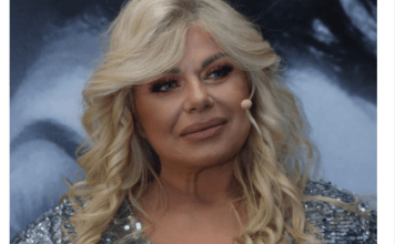 Bila je najveća zvezda devedesetih, a završila je OVAKO: Pogledajte gde živi Zorana Pavić, kuhinja u kojoj sprema hranu sve govori (FOTO)