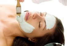 MAZALA JE LICE SA OVIM, STARAČKE PJEGE SU NESTALE: Ovako se zauvijek riješite SMEĐIH MRLJA sa kože, savjetuje poznati dermatolog