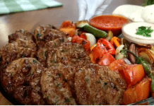 Umjesto prezli u meso za šnicle bolje stavite ovaj sastojak, profesionalci tvrde da budu ukusnije