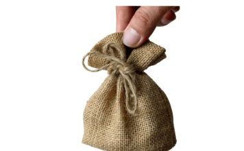 Stavite vreću šećera na tajno mesto i bićete bogati: Narodno verovanje otkriva kako radi slatki magnet za pare