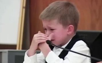 “TO JE MOJA…” Sedmogodišnji dečak otkrio kako je MAJKA UBILA NJEGOVU SESTRU, reči KIDAJU DUŠU NA KOMADE! (VIDEO)