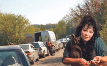 Šok: Kod Leskovca se pojavila nova Baba Vanga- Veliki broj ljudi danima ceka da vide “vidovitu Marinu” i da ih ona lijeci!