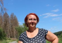 “Sedela sam sama u restoranu i jela, kad mi je prišao jedan momak i rekao mi nešto što me proganjalo čitav život: Lila sam suze na krevetu, a onda shvatila…”