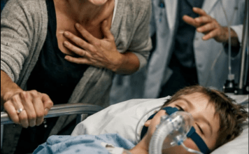 „Uvek si bila tako dramatična, Elena.