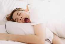 Žene najviše vole kada im partner u intimnom odnosu radi ovo, a i muškarce to dovodi do ludila