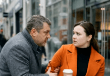 „Znam da me mrziš, ali sutra, nakon ceremonije u matičnom uredu, ni pod kojim okolnostima nemoj ulaziti u automobil. Molim te, vjeruj mi.“