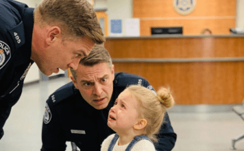 Devojčica došla u policiju da prizna „zločin“ – ono što je rekla rasplakalo je sve prisutne