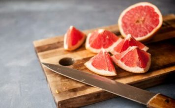 Ako pijete lijekove za srce ili pritisak, ovu voćku nikako ne smijete jesti – terapija može postati otrov