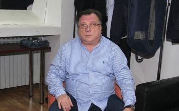 Pogledao je u ogledalo i tako saznao da ima rak jetre: Halid Bešlić imao je simptom koji nesumnjivo ukazuje na opaku bolest