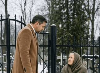 Nakon sahrane svoje supruge, milioner je krenuo prema svom automobilu i u blizini kapije groblja ugledao siromašnu staricu. Zaustavio se, izvadio nekoliko novčanica iz novčanika i šutke joj ih pružio.