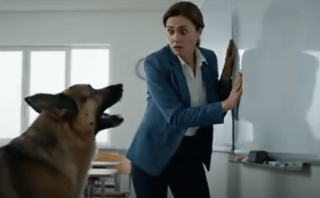 Pas policajac ne prestaje da laje na učitelja – njegov instinkt otkriva ledenu misteriju……….. 😲