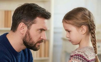 – Tata, a kad si ti bio na poslu, naša mama je bila u posjeti nekim stranim ujacima, – neočekivano zapanjila oca ćerkicom odmah sa praga… 😲😲😲