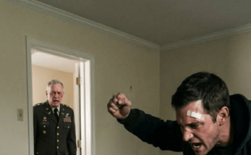 Kćer me je zvala plačući. „Tata, molim te, dođi po mene.“ Kad sam stigao do kuće njene svekrve, ona je zatvorila vrata. „Neće otići.“ Odgurnuo sam je, i kad sam vidio svoju kćer na podu, shvatio sam da ovo nije samo obiteljska drama. Namjerno su sakrili nešto strašno, ne znajući da je očeva ljutnja spremna spaliti njihov cijeli svijet.