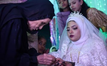 “Imala sam SAMO 18 kad su me udali za 20 godina starijeg rođaka: Kad sam mu ušla u kuću, tresla sam se, a prve bračne noći usledio je moj pakao”