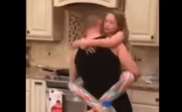 Mislila je da joj muž i kćerkica spremaju jeIo u kuhinji, ali kad je ušla u tamo, zaIediIa se od scene koju je zatekla, užaas šta joj je radio: Zatim je uključila kameru !!! (Video)