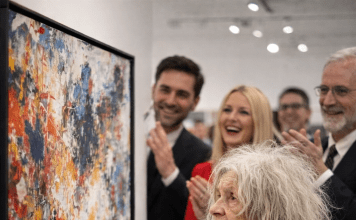 Pustio sam beskućnicu u moju galeriju, koju su većina ljudi ignorisali. Prišla je jednoj od slika i tiho rekla: „Ovo je moje.“