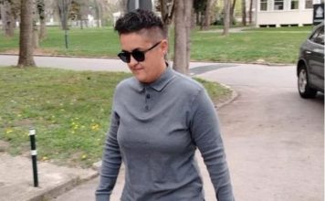 Ovo je ŽENA KOJA JE RODILA SINA MARIJI ŠERIFOVIĆ!!Do sada niste imali priliku da je vidite!! Visoko je obrazovana, ima i muža!!Svi ih već poznajte…