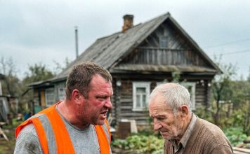 Komšija posekao orah dok je deda bio u bolnici