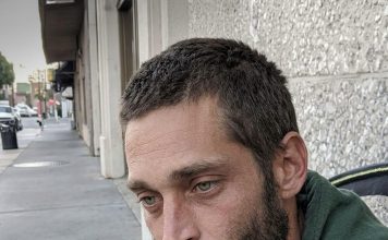 Udala se za stranca da dobije nasljedstvo — a onda je otkrila istinu koja je sve promijenila
