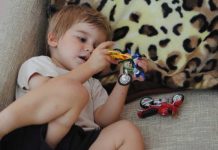 BR0J DJECE SA AUTlZM0M DRASTlČN0 RASTE: Stručnjaci objašnjavaju šta se zapravo događa…