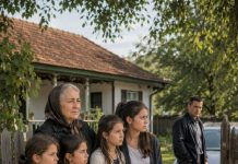 Tata nas je sve četiri ostavio pred bakinom kapijom zato što smo bile djevojčice. Nakon 17 godina vratio se govoreći da mu nedostajemo…
