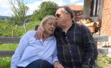 Simptomi bolesti od koje je umrla žena Halida Bešlića: Pevač je po boji kože znao da ima rak