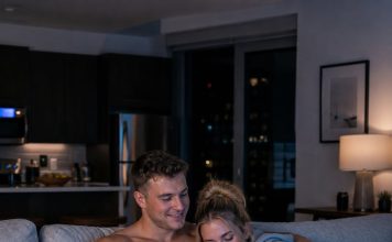 Tijekom naše filmske večeri, moj dečko ostavio je svoj otključani mobitel kad je otrčao u kupaonicu. Iskočila je poruka: “Zar ona kit još uvijek priča?” Otvorila sam grupni chat i pronašla mjesece snimki — njega kako ismijava moj smijeh, naziva me “očajnom”