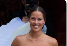 ANA IVANOVIĆ SE UDALA ,POGELDAJTE KAKAV JE SKANDAL ŠVAJNI NAPRAVIO KAD JE VIDIO KO JE U PITANJU: A i vi ćete ostat u šoku!!! Švani mu nije ni do koljena!!!!Ana je ubola jakpot (FOTO) ANA IVANOVIĆ SE UDALA ,POGELDAJTE KAKAV JE SKANDAL ŠVAJNI NAPRAVIO KAD JE VIDIO KO JE U PITANJU: A i vi ćete ostat u šoku!!! Švani mu nije ni do koljena!!!!Ana je ubola jakpot (FOTO) - featured image