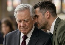 Na sprovodu moje kćeri, moj zet nagnuo se bliže i promrmljao: „Imaš 24 sata da izađeš iz moje kuće.” Na sprovodu moje kćeri, moj zet nagnuo se bliže i promrmljao: „Imaš 24 sata da izađeš iz moje kuće.” - featured image
