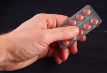 Ako pijete lijekove za srce ili pritisak, ovu voćku nikako ne smijete jesti – terapija može postati otrov Ako pijete lijekove za srce ili pritisak, ovu voćku nikako ne smijete jesti – terapija može postati otrov - featured image