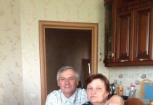 Više od 30 godina moj me muž svake večeri tjerao da pijem iz iste neoznačene boce. Mislila sam da me toliko mrzi da me polako truje — ali šest dana nakon njegove smrti liječnik je zaključao vrata… Više od 30 godina moj me muž svake večeri tjerao da pijem iz iste neoznačene boce. Mislila sam da me toliko mrzi da me polako truje — ali šest dana nakon njegove smrti liječnik je zaključao vrata… - featured image