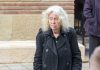 Komšije Eve Ras digle uzbunu: „Zabrinuti smo za nju, niko nije očekivao da će ovako izgledati njen život“ Prosi na ulici, ne brine o sebi više, uužas