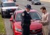 Policajac me je tokom rutinske kontrole izveo iz automobila i šapnuo: „Ne vraćajte se večeras kući“