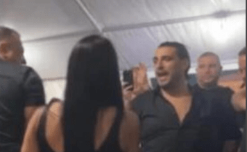ŽENA DARKA LAZIĆA UŠLA POD ŠATOR PA MU NAPRAVILA HAOS: Ceo ŠABAČKI VAŠAR je gledao U NJU (video) Sramota…