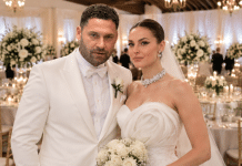 DUŠKO TOŠIĆ OBJAVIO FOTOGRAFIJU SA VENČANJA!! Mlada u prvom planu ne skida osmijeh s lica… Atina i Nika nisu se odvajale od tate, Jelena zavrsila na urgentrn0m!!