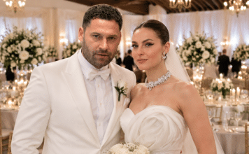 DUŠKO TOŠIĆ OBJAVIO FOTOGRAFIJU SA VENČANJA!! Mlada u prvom planu ne skida osmijeh s lica… Atina i Nika nisu se odvajale od tate, Jelena zavrsila na urgentrn0m!!