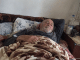 U 4:30 ujutro pronašli smo našeg 71-godišnjeg oca zaključanog među gladnim svinjama… Ali najstrašnija stvar nisu bila vrata — nego tko ih je zaključao izvana