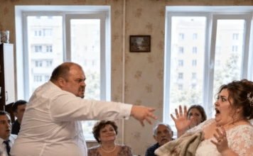 Samo nekoliko sati nakon našeg vjenčanja, moj suprug bacio mi je prljavu kuhinjsku krpu u lice pred cijelom svojom obitelji i naredio mi da kleknem i očistim umak koji je njegova majka namjerno prolila. Bio je uvjeren da ga, sada kada sam postala njegova supruga, nikada neću napustiti i da ću brzo naučiti obiteljska „pravila”. Ali nije imao pojma što ću učiniti samo nekoliko minuta kasnije…